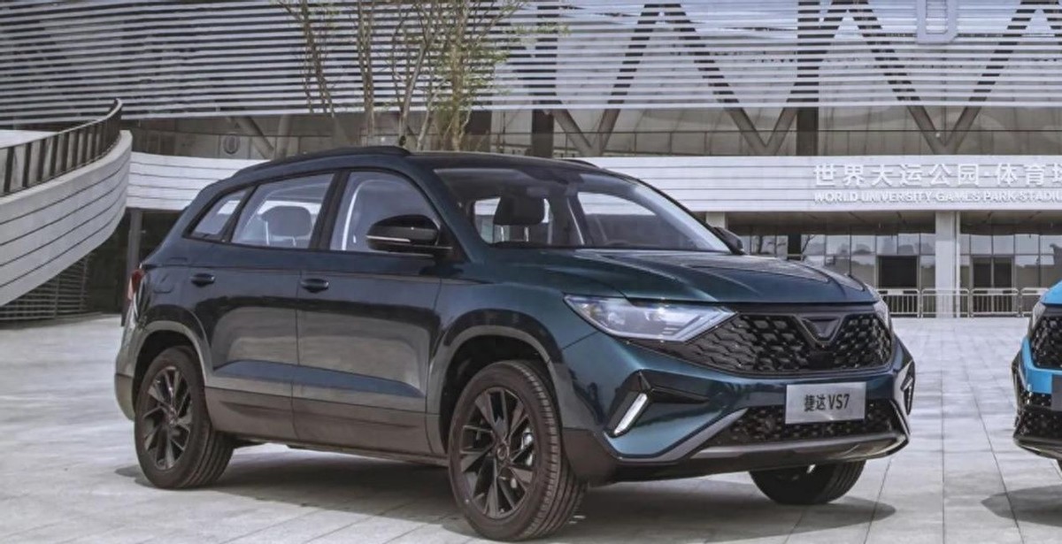 大众中型SUV“白菜价”跌破8万,前后独悬+6AT,还喝92油!